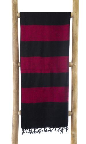 Omslagdoek sjaal Cyclaam zwart gestreept. Omslagdoek online kopen